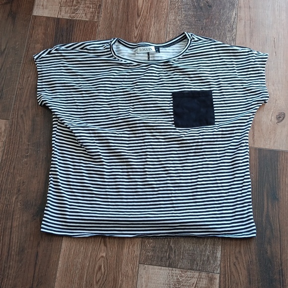 Striped top - Picture 1 of 5